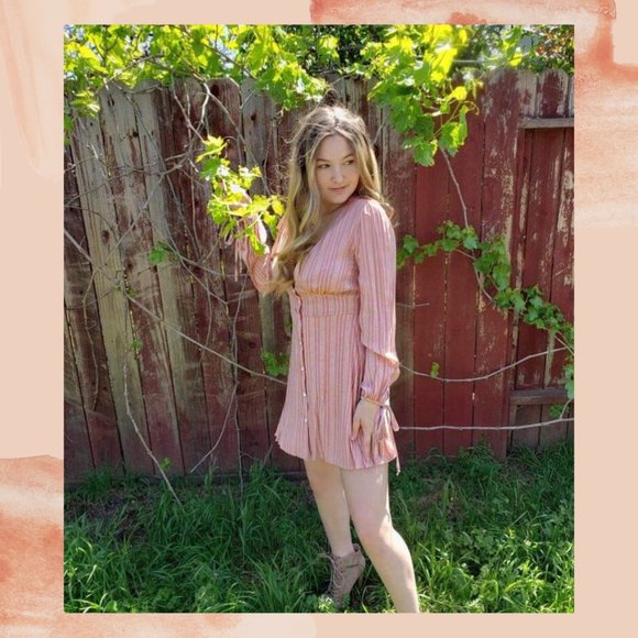 Pink Button Front Long Delicate Sleeve Mini V-Neck Dress - Picture 5 of 6